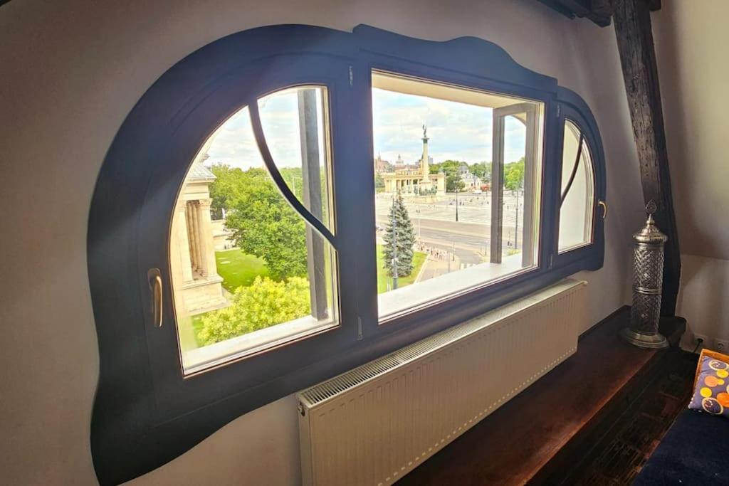 The Grand Penthouse With Stunning View